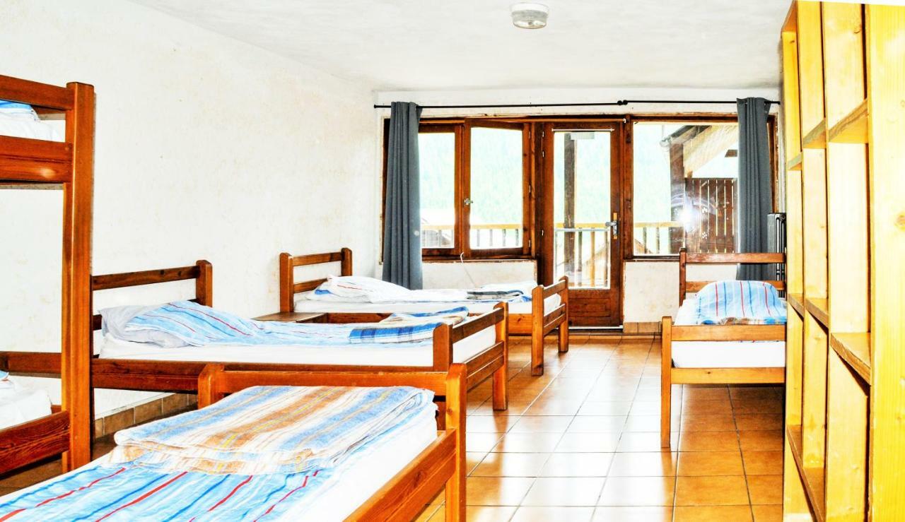 Chalet Le Genepy With Amazing Views! 莫利涅恩凯拉 外观 照片
